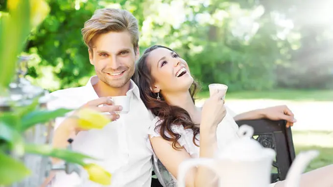 (c) shutterstock