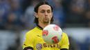 9. Neven Subotic - Dirinya merupakan pemain pertama yang didatangkan oleh Jurgen Klopp di Dortmund. Meski hanya dengan harga 3,15 juta poundsterling namun dirinya mampu menjaga lini belakang Die Borussen dengan sangat baik. (AFP/Patrik Stollarz)