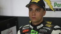 Pembalap kelas Moto3, Noah Dettwiler masih dalam kondisi koma. (Crash)