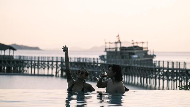 Potret Kebersamaan Awkarin dan Gangga Kusuma. (Sumber: Instagram/awkarin)