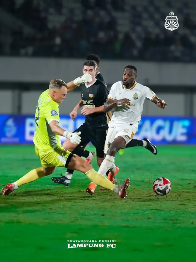 Dewa United Vs Bhayangkara FC.