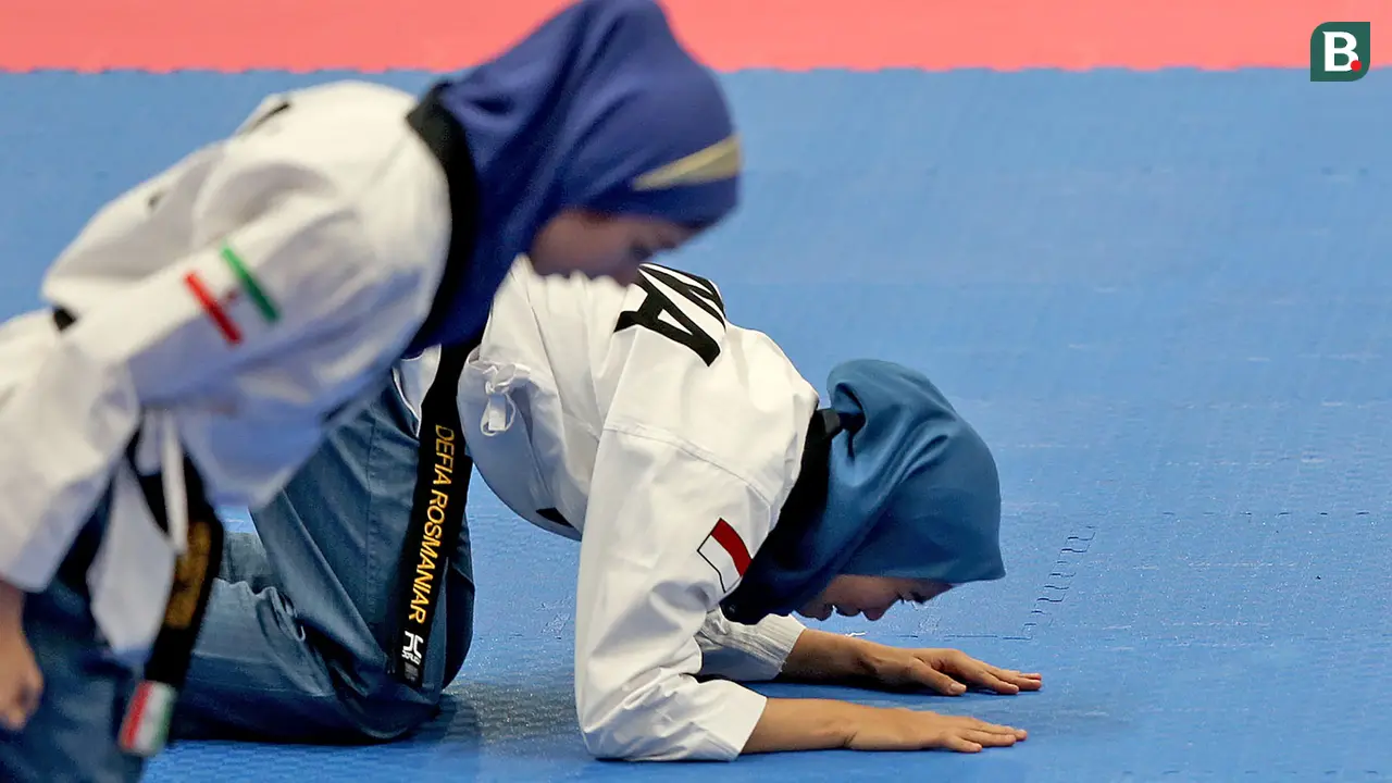 Taekwondo : Defia Rosmaniar