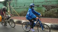 Haruka Nakagawa JKT48 saat hendak bersepeda dari Jakarta ke Surabaya. (Twitter - @HarukaN_JKT48)
