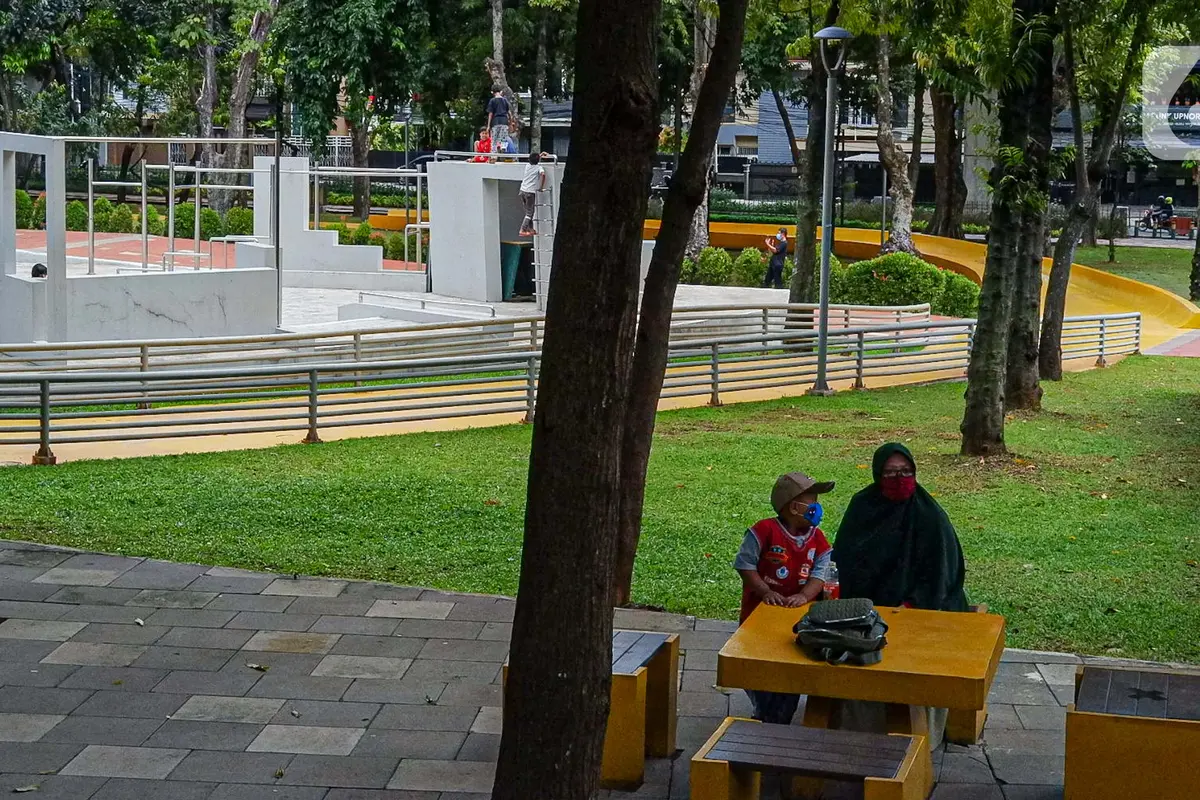 FOTO: RTH Jakarta Sudah Mulai Dibuka