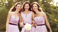 Beberapa selebritas Hollywood ini tampil sebagai seorang bridesmaids.