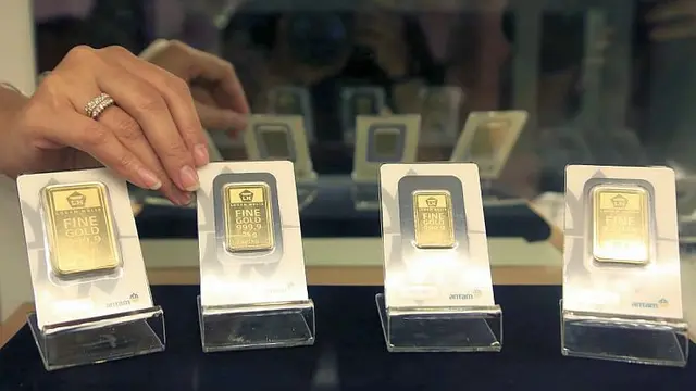 Antam meluncurkan desain kemasan emas Antam LM batangan baru.