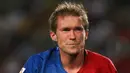 Namun selama berada di Camp Nou ternyata Hleb kalah bersaing dengan Xavi Hernandez dan Andres Iniesta. Alhasil, pemain Belarusia ini lebih banyak menghabiskan waktunya dengan duduk di bangku cadangan. (AFP/Josep Lago)
