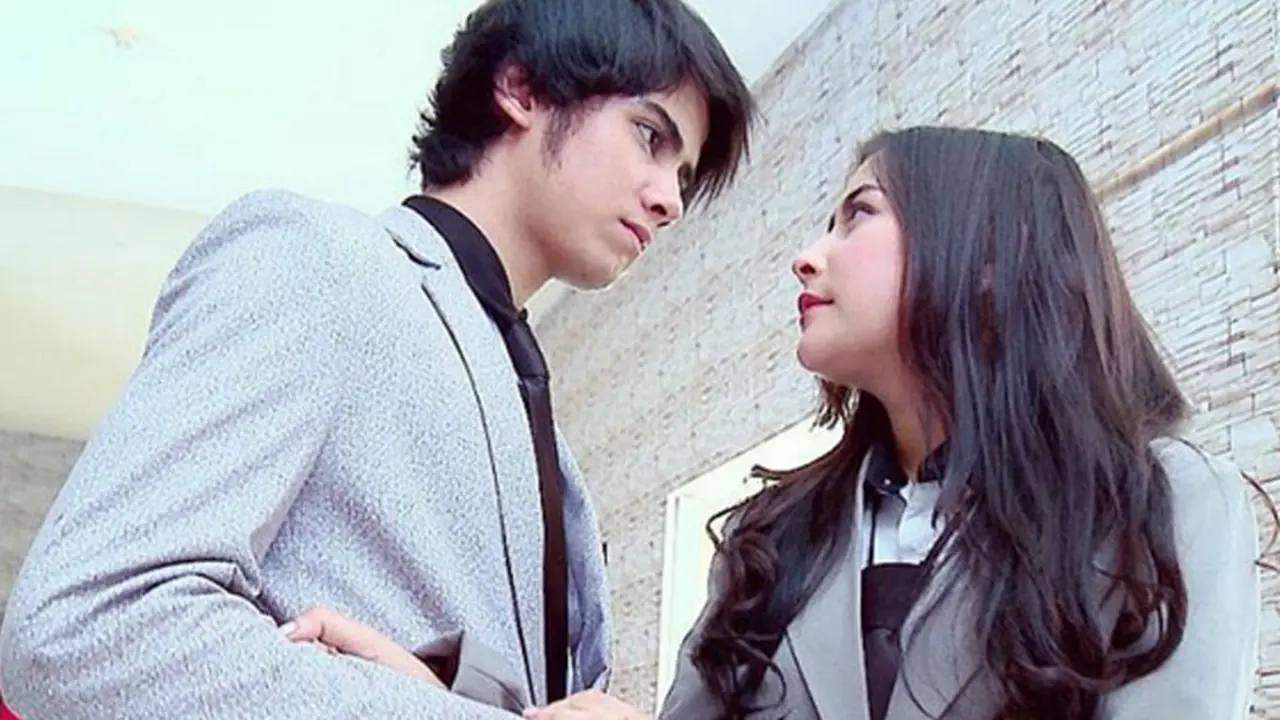 Instagram of The Day: Antara Aliando dan Prilly Latuconsina