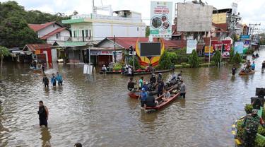 Banner Infografis Hampir Sebulan Banjir di Sintang Kalbar Belum Surut. (Foto: Dok. BNPB)