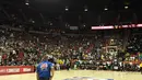Suasana lapangan setelah gempa bumi selama pertandingan antara New Orleans Pelicans melawan New York Knicks pada NBA Summer League 2019 di Las Vegas, Nevada (5/7/2019). Gempa berkekuatan magnitudo 7,1 tersebut membuat pertandingan ditunda hingga pemberitahuan selanjutnya. (AFP Photo/Ethan Miller)