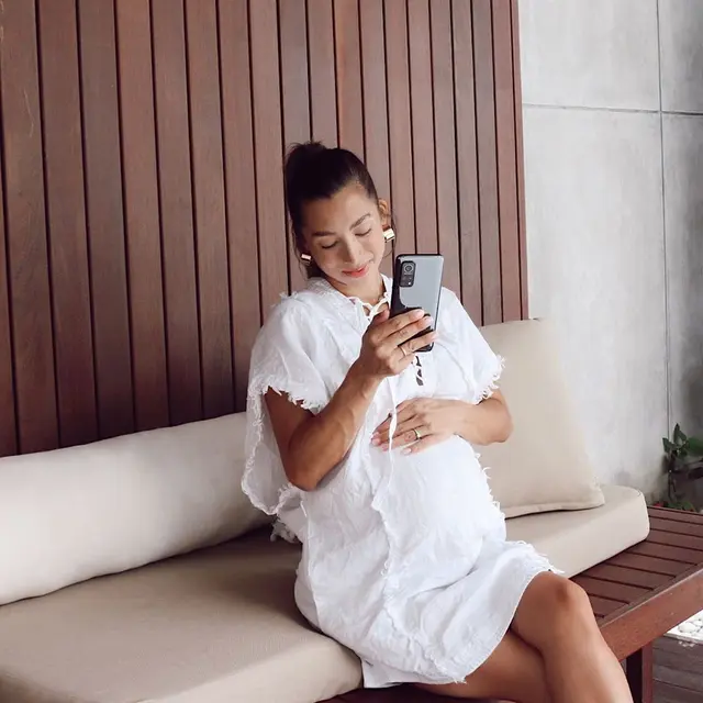 7 Gaya OOTD Jennifer Bachdim Jelang Melahirkan, Tetap Stylish