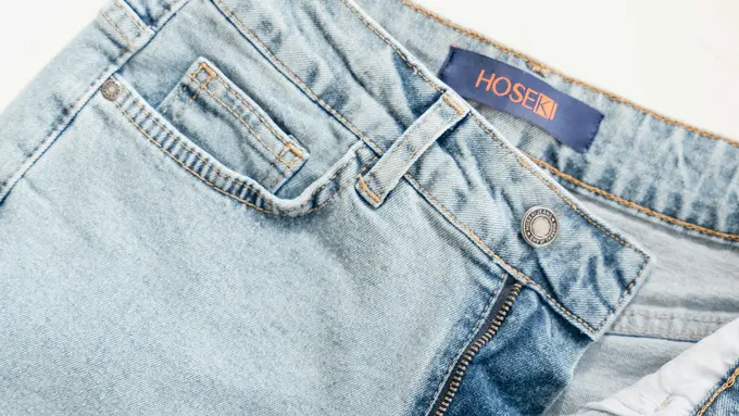 Cara mengatasi jeans yang mudah melar