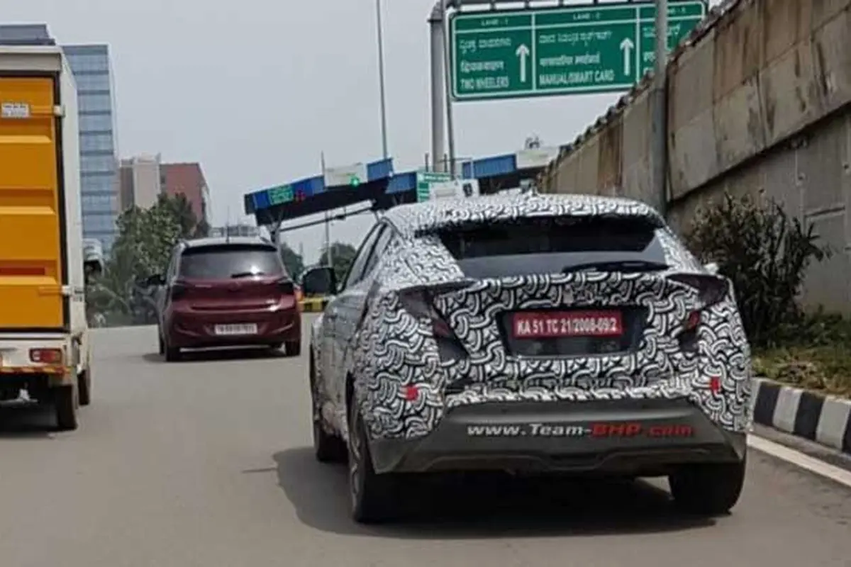 SUV misterius hasil kolaborasi Suzuki-Toyota di India