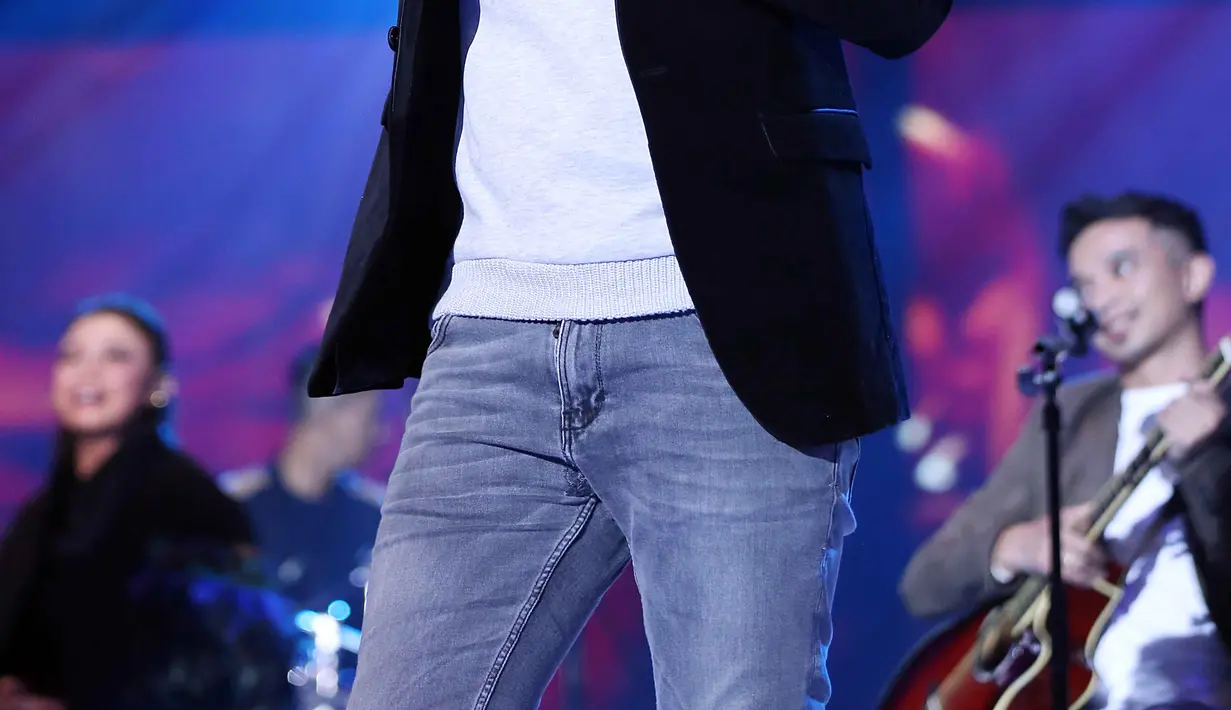 "Lagu Ungu itu keren, ada yang bilang kurang gimana mas Enda dan Onci. Tapi menurut saya luar biasa dan jadi positif. Karena, bayangkan saja ungu punya tiga vokalis," kata Pasha. (Nurwahyunan/Bintang.com)