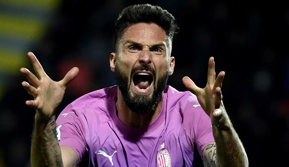Ekspresi penyerang AC Milan, Olivier Giroud saat pertandingan sepak bola Serie A Italia melawan Frosinone Calcio di Stadion Benito Stirpe, Frosinone pada 3 Februari 2024. (Filippo MONTEFORTE/AFP)
