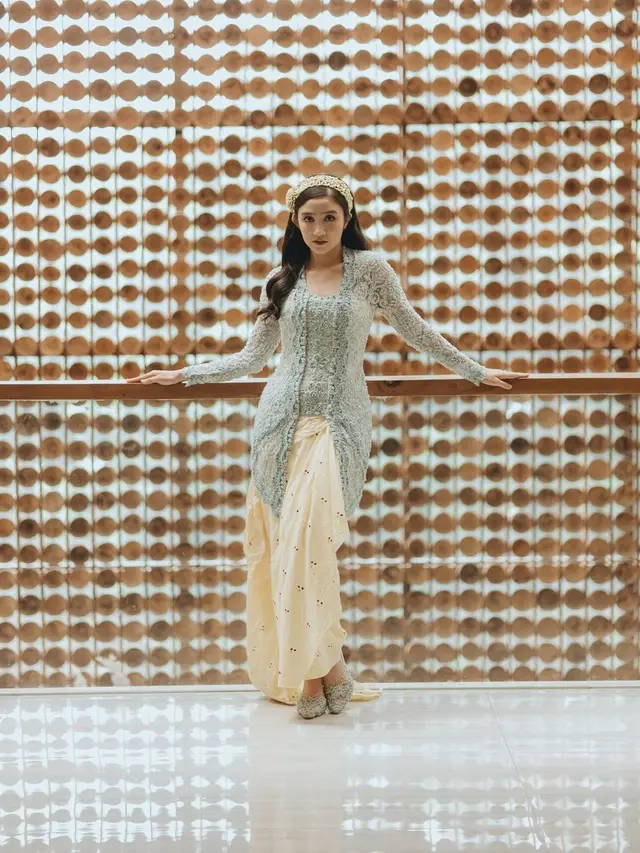 5 Potret Kebaya Menawan Pilihan Febby Rastanty dari Lamaran, Pengajian, hingga Akad Nikah