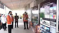 Presiden Joko Widodo saat meninjau Bandara Jenderal Besar Soedirman, Purbalingga, Jumat (11/6/2021)