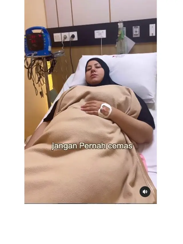 Dirahasiakan 8 Bulan, Ini 8 Potret Tasyi Athasyia Umumkan Hamil Anak Ke-4