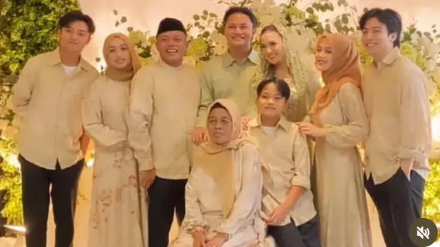 Gaya Putri Delina dan Santyka Fauziah Kekasih Sule. [@putridelinaa]