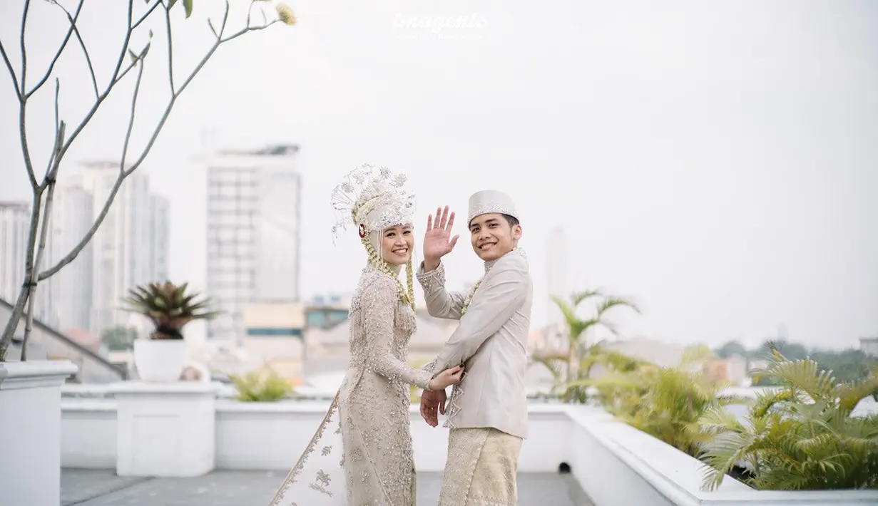 Potret pernikahan Alca dan Bintang Emon. (Foto: Imagenic)