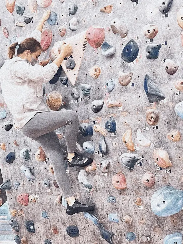 Gaya Amanda Manopo Saat Berolahraga (foto: instagram/@amandamanopo)