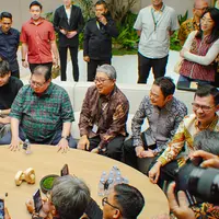 Jusuf Hamka Borong 61 Unit Toyota Land Cruiser FJ di GIIAS 2026