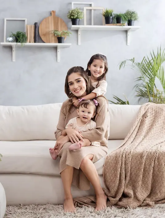 Yasmine Wildblood dan Abi Yapto (Instagram/abishalom234sc)