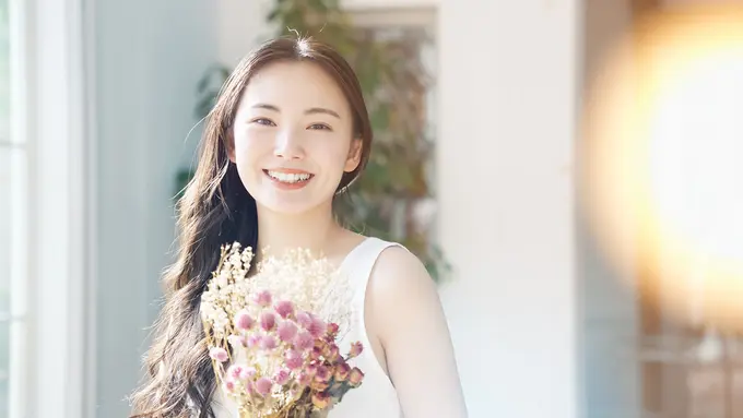 Trik Tampil Anggun Saat Lamaran yang Curi Perhatian di Hari Istimewa