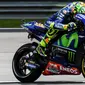 Pembalap Movistar Yamaha, Valentino Rossi (MOHD RASFAN / AFP)