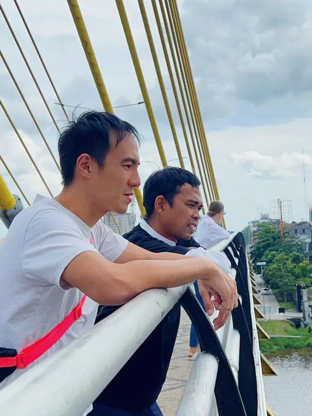 Daniel Mananta menyambangi kediaman Ustaz Abdul Somad (Instagram/vjdaniel)