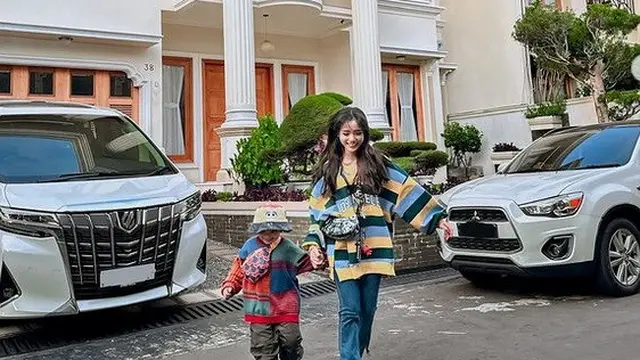 Momen Fuji Ajak Gala ke Turki