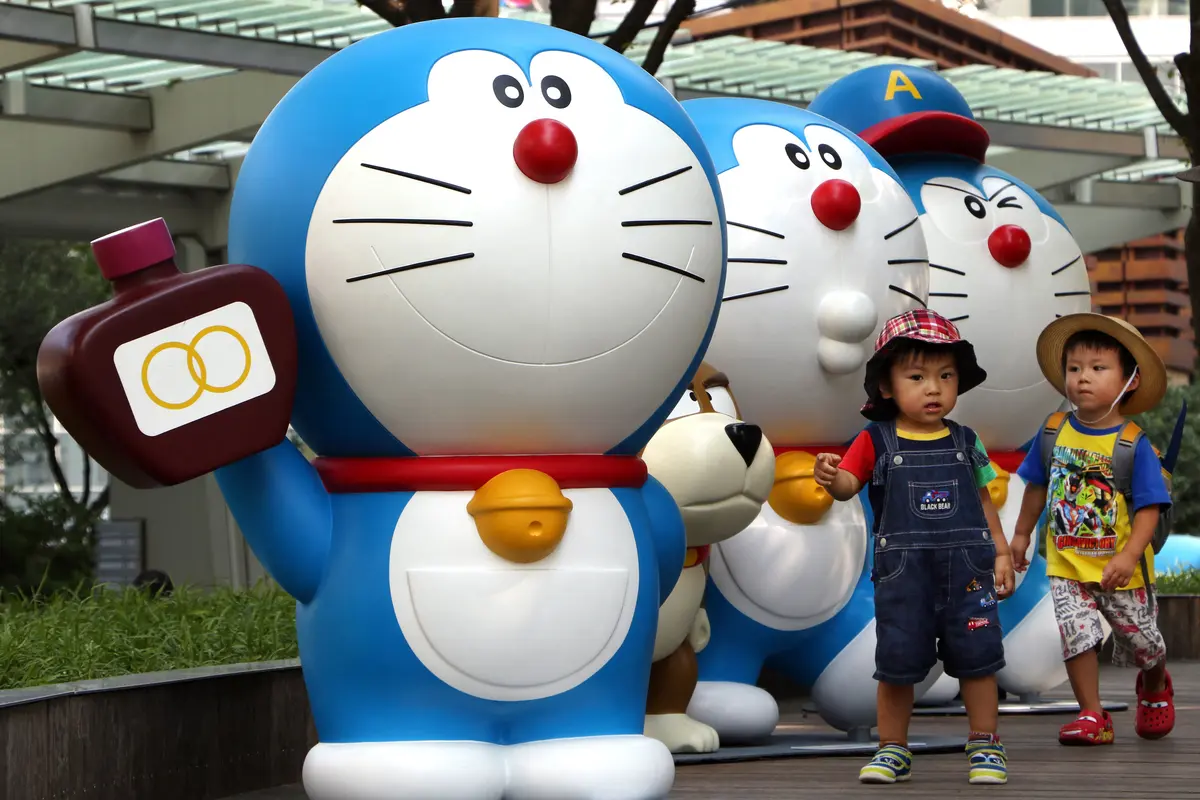 Patung Doraemon di Jepang. (YOSHIKAZU TSUNO / AFP)