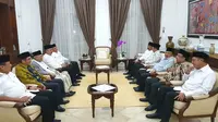 Pejabat negara dan pemimpin ormas Islam berkumpul di rumah Wapres Jusuf Kalla (Merdeka.com/ Muhammad Genantan Saputra)
