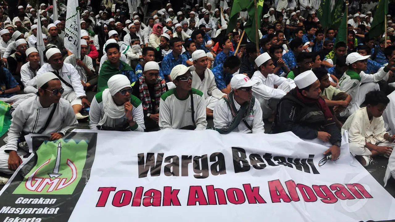 Ribuan Anggota FPI Tolak Ahok Jadi Gubernur