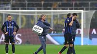 Pemain Inter Milan Matteo Darmian saat keluar lapangan pada pertandingan Coppa Italia 2024/2025 melawan Lazio. (Marco Luzzani/Getty Images)