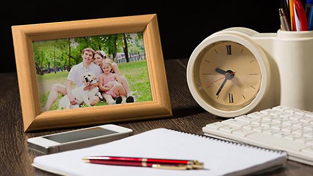 Ilustrasi Foto Keluarga