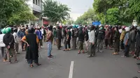 Kronologi Bentrok Antar Ormas Islam di Kampung Jokowi