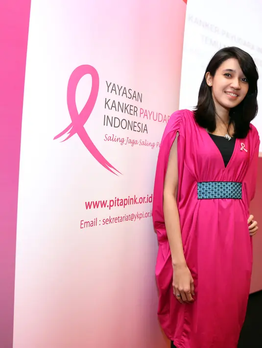 Makan sehat, olah raga dan tidur teratur selalu dipraktikan Dini Aminarti.