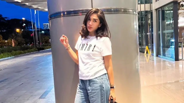 Aura muda ussy sulistiawaty yang tak luntur. (credit:instagram.com/ussypratama)