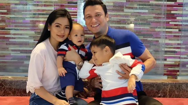 Titi Kamal dan Christian Sugiono