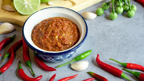 <p>Ilustrasi sambal terasi/copyright freepik.com</p>