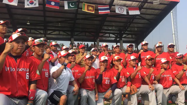 Gubernur DKI Anies Baswedan meresmikan 10 GOR dan dua Venue Asian Games (Liputan6.com/M Radityo)