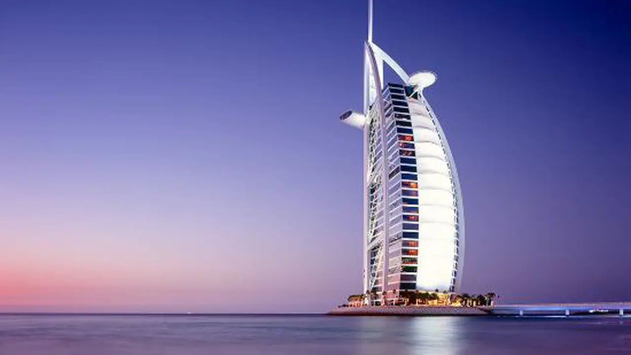 [Bintang] Tempat-Tempat Ini Wajib Disambangi Jika Melancong ke Dubai