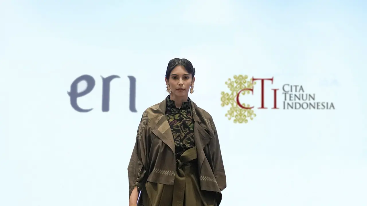 KBRI Doha menyelenggarakan peragaan dan pameran busana yang bertajuk “Wastra Nusantara": The Journey to Indonesian Fashion pada tanggal 30-31 Oktober 2022 bertempat di Alwadi Hotel, Doha. (Dok: Kemlu RI)