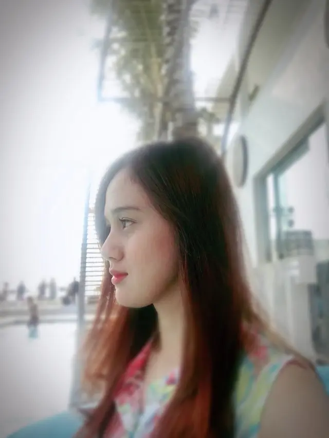 [Bintang] 5 Pesona Meiza Aulia, Istri dari Eza Gionino