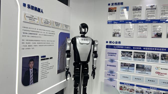 Robot buatan dari perusahaan Leju Robot di Shenzhen, Cina (Liputan6.com/Delvira Hutabarat)