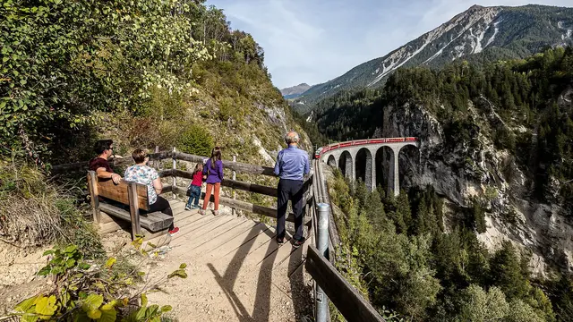 Menjajal Landwasser World, Wisata Kereta di Swiss yang Masuk Warisan Dunia UNESCO