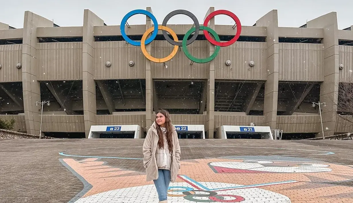 <p>Bahkan, ibu satu anak ini juga turut berkunjung ke Olympic Stadium Seoul. Stadion ini juga pernah dikunjungi oleh BTS sebagai lokasi syuting variety show mereka. (Liputan6.com/IG/@audimarissa)</p>