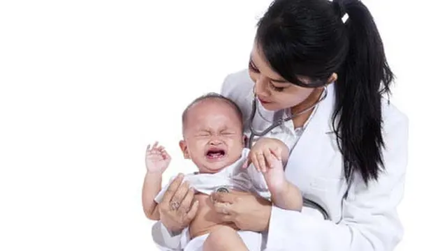 Cara Mengatasi Perut Kembung yang Dialami Si Kecil