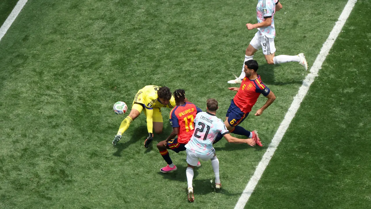 Gol pemain Spanyol Mikel Merino ke gawang Belgia di perempat final Piala Dunia 2026